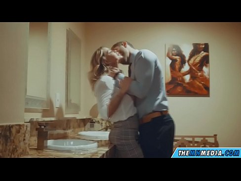 ❤️ Kung ang usa ka busty blonde naghaylo kanimo sa usa ka publiko nga kasilyas Porno sa ceb.muitohentai.ru ️❤